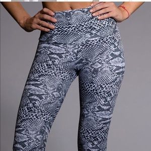 Onzie High Rise Snake Skin Print Leggings
